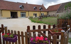 Datcha Bourguignonne, Chambres & Gite